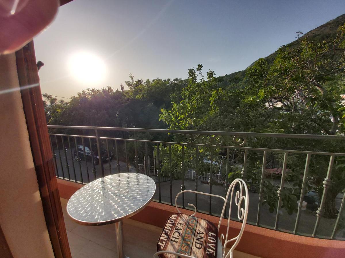 Villa Nadalina Sutomore Bagian luar foto