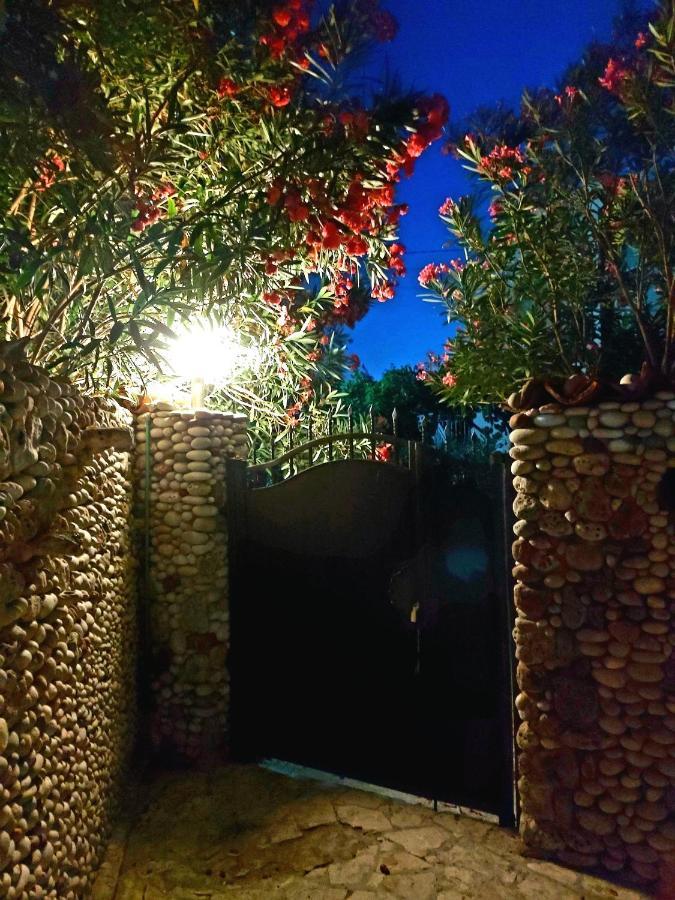 Villa Nadalina Sutomore Bagian luar foto